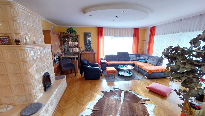 1. kép | Eladó Családi ház, Tatabánya (#178315)