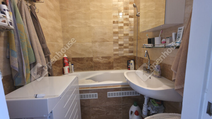 10. kép | Fürdő | Eladó Társasházi lakás, Miskolc (#180450)