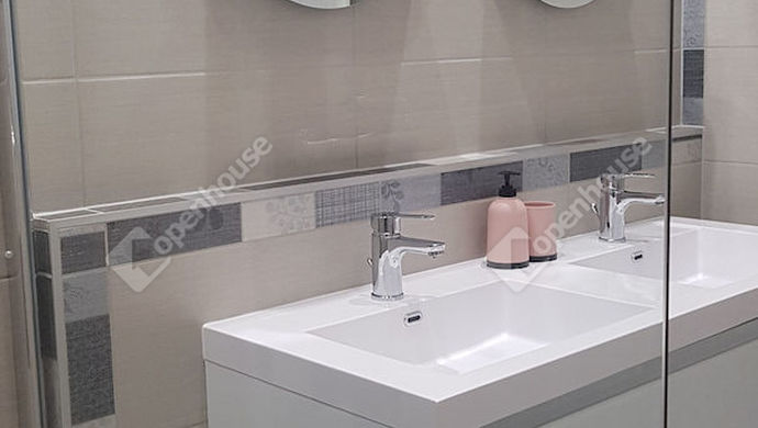 3. kép | Kiadó Sorház, Debrecen (#139996)