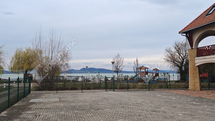 1. kép | Eladó Téglaépítésű lakás, Fonyód (#177677)