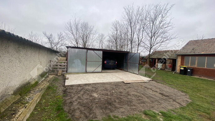 12. kép | Dupla garázs | Eladó Családi ház, Rábapatona (#179107)