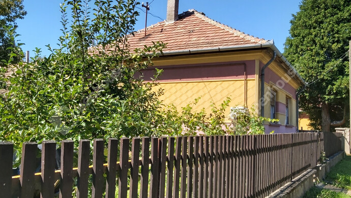 2. kép | Eladó Családi ház, Mesztegnyő (#177816)