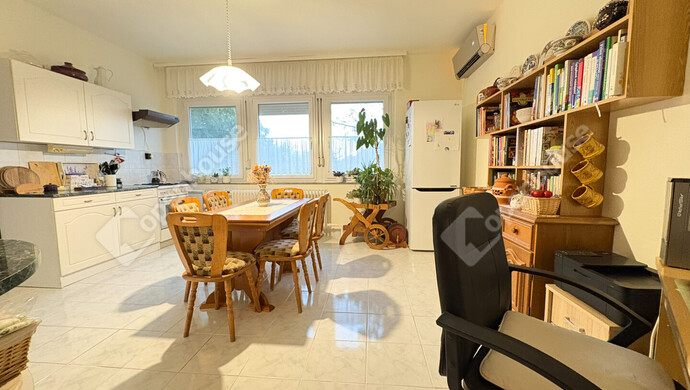 4. kép | Eladó Családi ház, Debrecen (#178721)