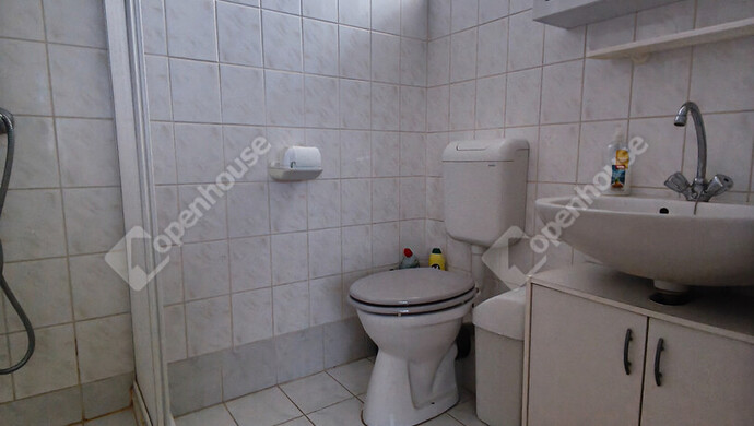 23. kép | Eladó Családi ház, Alsóörs (#179160)