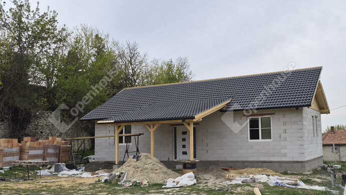 2. kép | Eladó Családi ház, Enying (#179054)