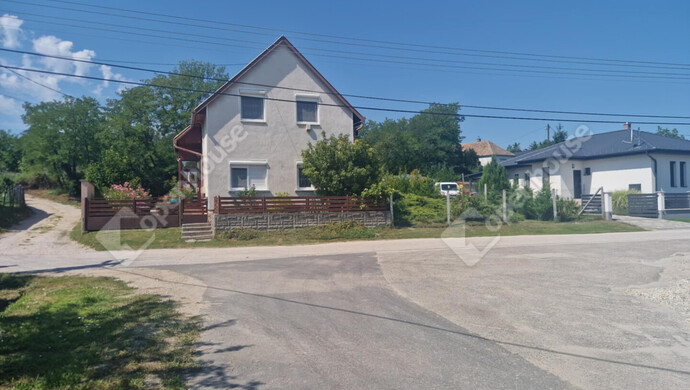 33. kép | Eladó Családi ház, Ászár (#174491)