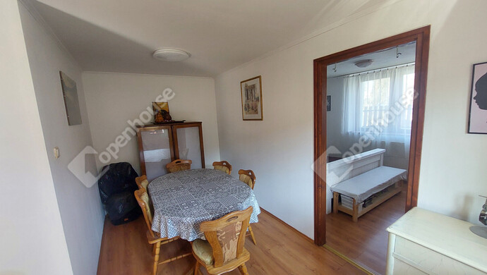 23. kép | Eladó Családi ház, Oroszlány (#180402)