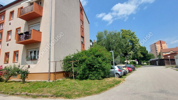 35. kép | Keleti oldal | Eladó Társasházi lakás, Zalaegerszeg (#175651)
