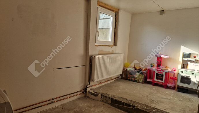 19. kép | Eladó Családi ház, Bana (#178653)