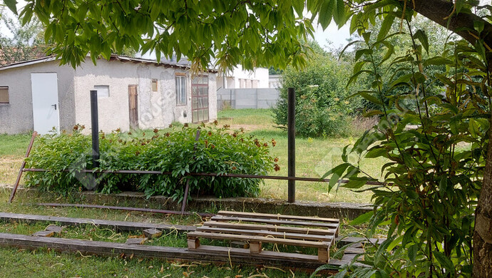 1. kép | Eladó Sorház, Győrújfalu (#175663)