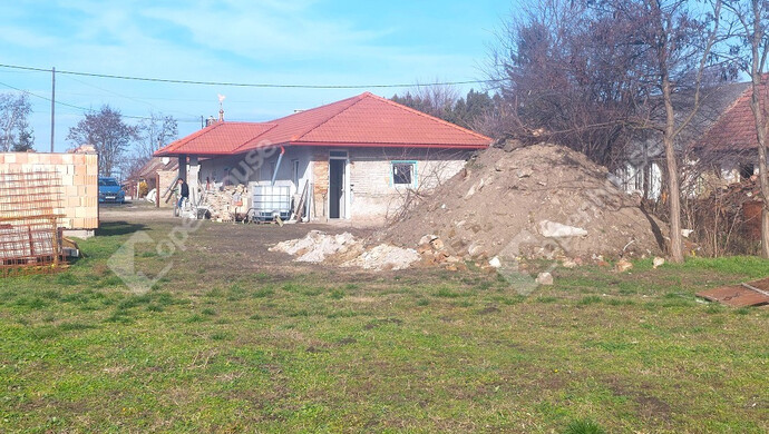 23. kép | Eladó Családi ház, Lajoskomárom (#177640)