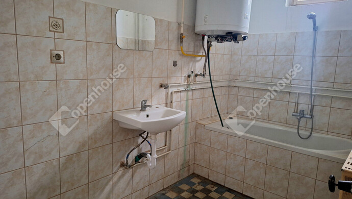 17. kép | Eladó Családi ház, Agyagosszergény (#177575)