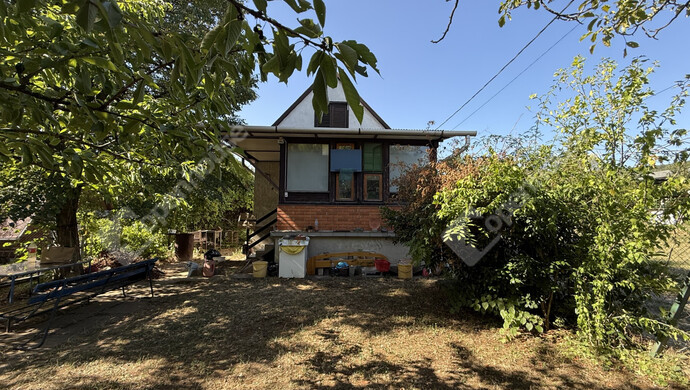 1. kép | Eladó Családi ház, Üröm (#179209)