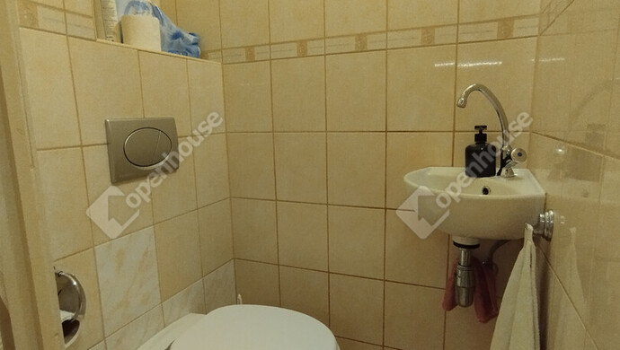 25. kép | Eladó Üzlethelyiség, Győr (#183619)