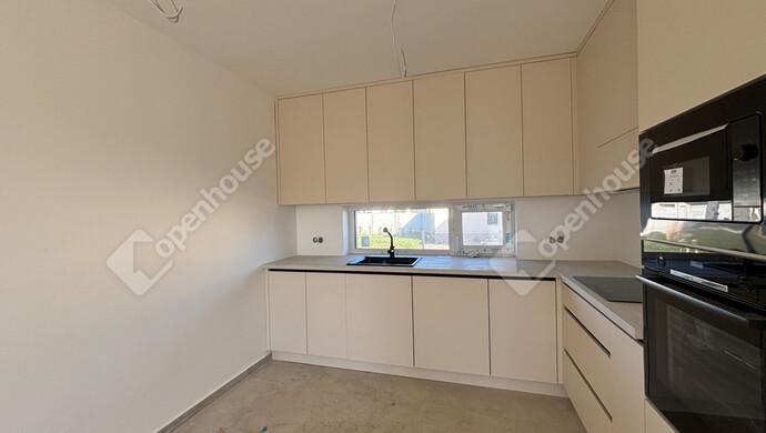 1. kép | Eladó Családi ház, Győrság (#179584)