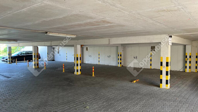2. kép | Eladó Fedett gépkocsi parkoló / beálló, Győr (#176434)