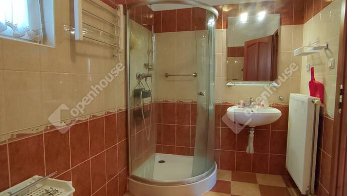 9. kép | Eladó Családi ház, Pápa (#180854)