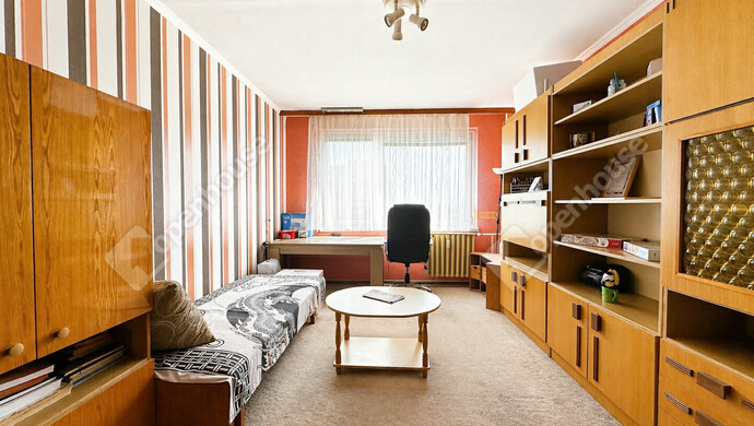 2. kép | Eladó panellakás a Sarló utcában | Eladó Társasházi lakás, Székesfehérvár (#181224)