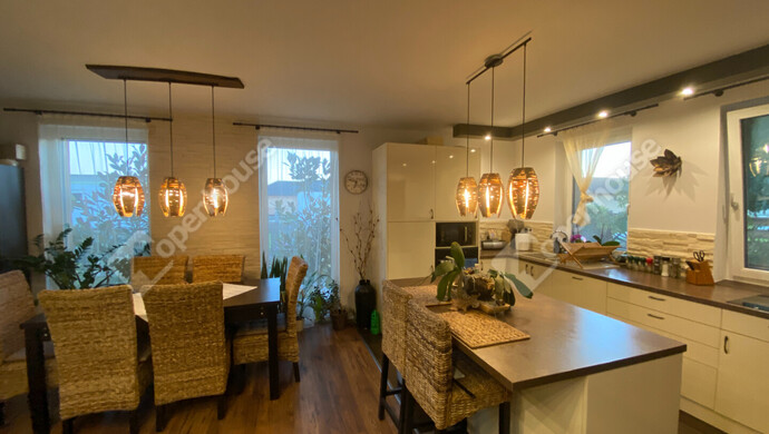 4. kép | Eladó Családi ház, Nagybajcs (#177228)