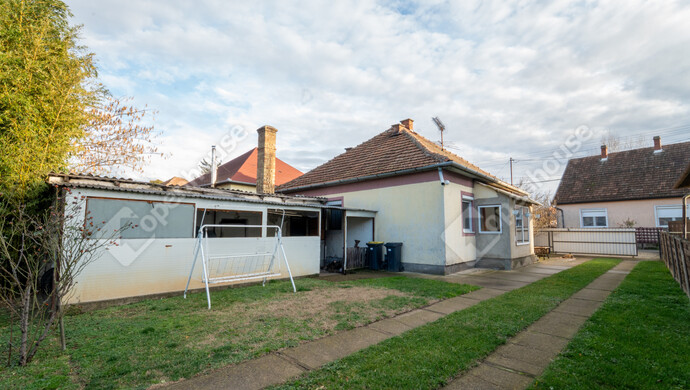 17. kép | Eladó Családi ház, Mikepércs (#180525)