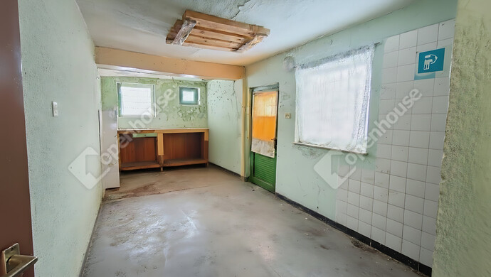 8. kép | bolt2 | Eladó Családi ház, Sajószentpéter (#179970)