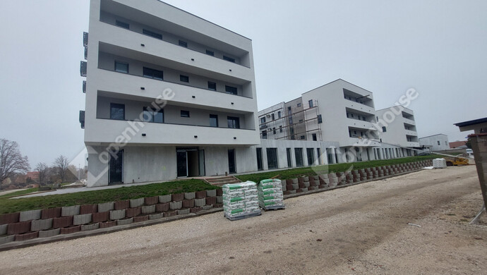 0. kép | Eladó Társasházi lakás, Komárom (#179493)