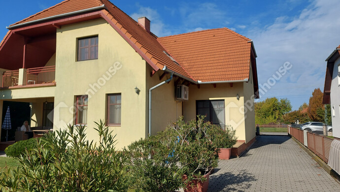 1. kép | Eladó Családi ház, Balatonboglár (#178184)