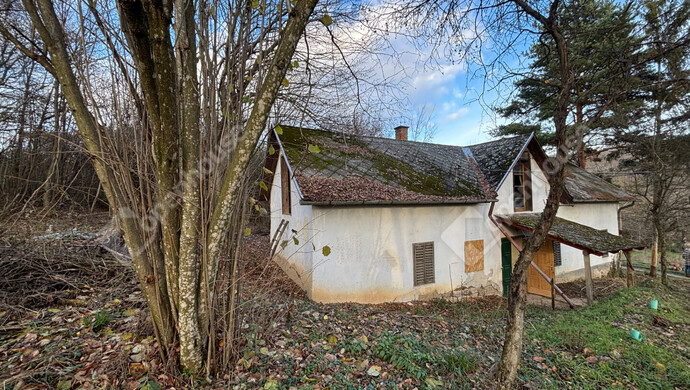 1. kép | Eladó Zárt kert, Nemesrádó (#178629)