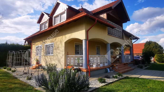 1. kép | Eladó Családi ház, Balatonalmádi (#174416)