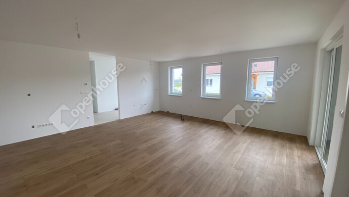 9. kép | Eladó Ikerház, Hédervár (#168718)