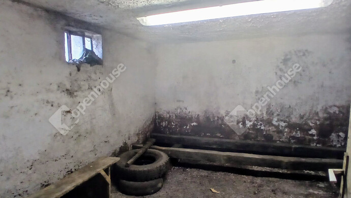 14. kép | Eladó Zárt kert, Bak (#180229)