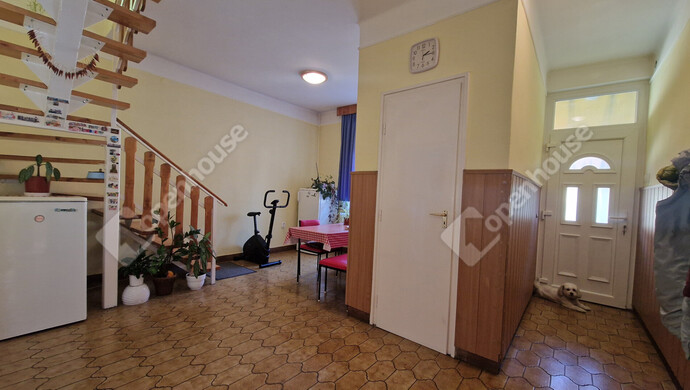 6. kép | Eladó Családi ház, Komárom (#178014)