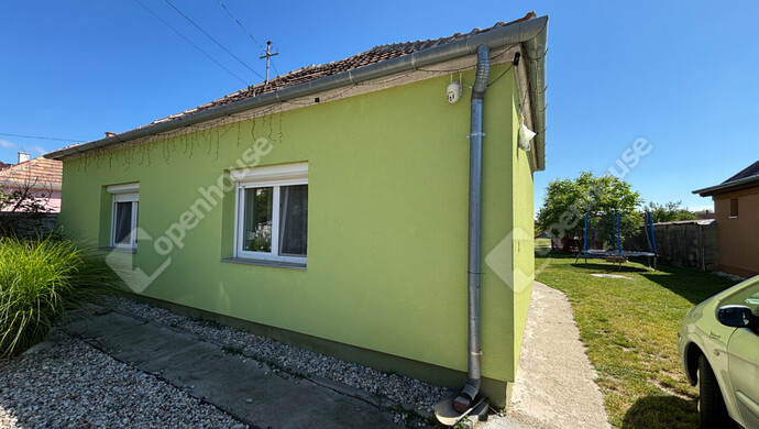 12. kép | Eladó Családi ház, Koroncó (#182109)