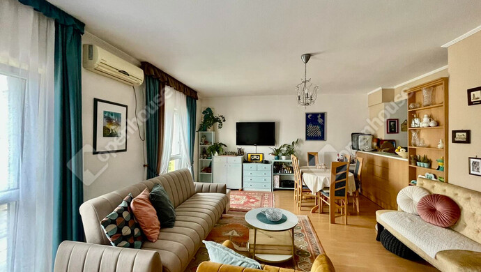 2. kép | Eladó társasházi lakás Székesfehérváron | Eladó Társasházi lakás, Székesfehérvár (#177266)