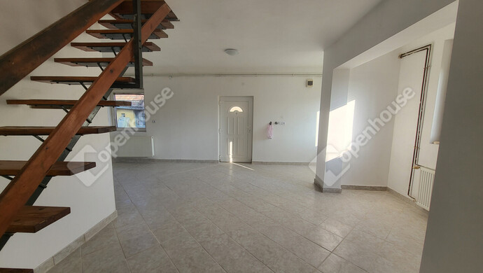 2. kép | Eladó Családi ház, Kocs (#177335)