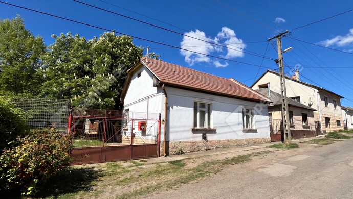 0. kép | Utcafront | Eladó Családi ház, Szerencs (#181477)
