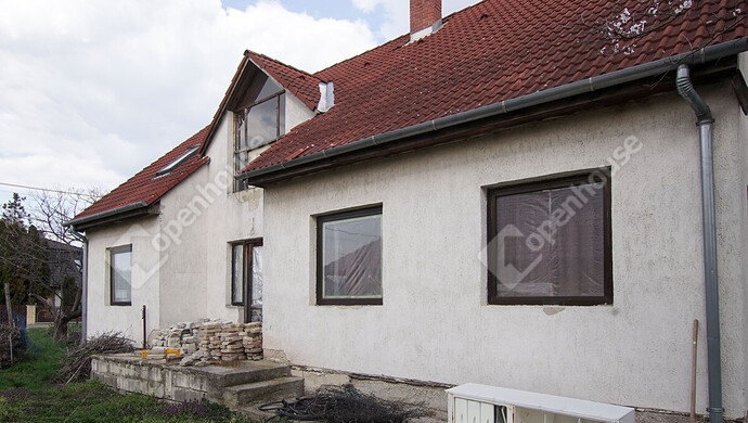 1. kép | Eladó családi ház, Úrhida | Eladó Családi ház, Úrhida (#180736)