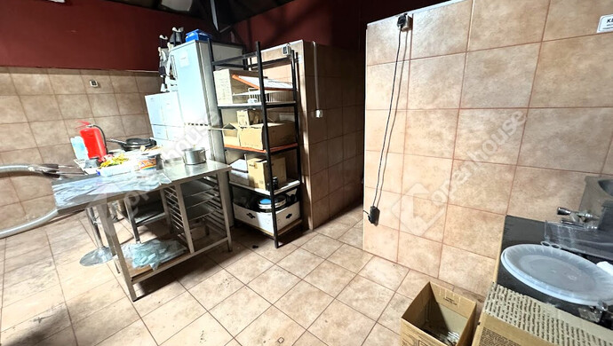 13. kép | Eladó kereskedelmi egység Székesfehérvár. | Eladó Kereskedelmi ingatlan, Székesfehérvár (#178034)