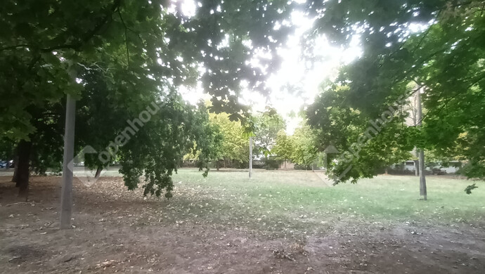 0. kép | PARK AZ ÉPÜLET ELŐTT | Eladó Társasházi lakás, Szeged (#176482)