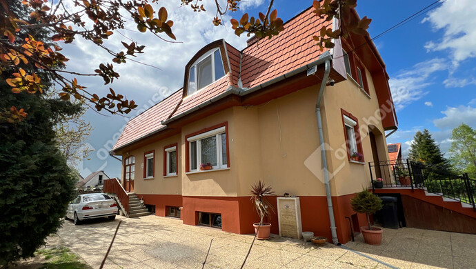 1. kép | Eladó Családi ház, Balatonszárszó (#177705)