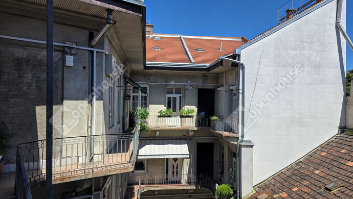12. kép | A körfolyosó | Eladó Társasházi lakás, Budapest VI. Ker. (#182672)