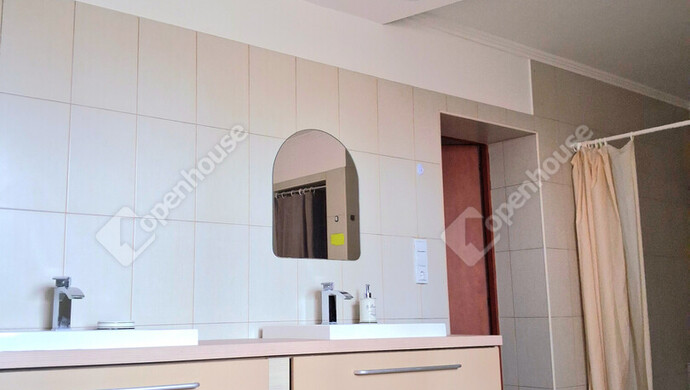 33. kép | Eladó Családi ház, Komárom (#178308)