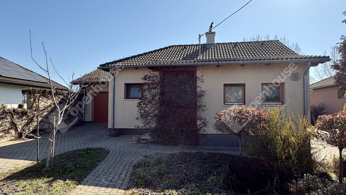 0. kép | Eladó Családi ház, Vámosszabadi (#180639)