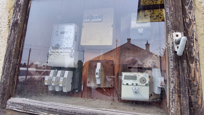 54. kép | Villanyórák | Eladó Családi ház, Zalaszentiván (#180330)