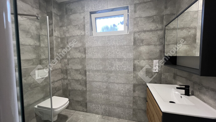 7. kép | Eladó Téglaépítésű lakás, Balatonszárszó (#177867)