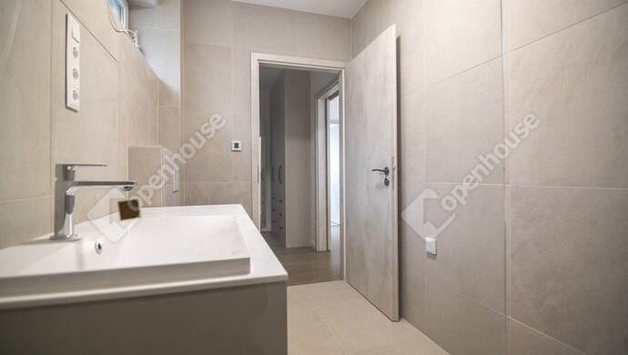 1. kép | Eladó Téglaépítésű lakás, Budapest III. Ker. (#177589)