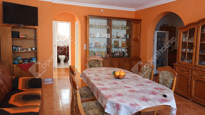 1. kép | Eladó Családi ház, Debrecen (#180588)