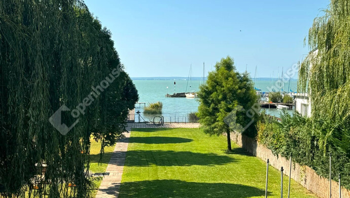 25. kép | Eladó Családi ház, Balatonkenese (#177685)