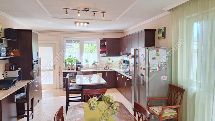 2. kép | Eladó Családi ház, Téglás (#181424)