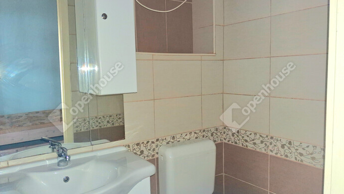 36. kép | Eladó Családi ház, Komárom (#178308)